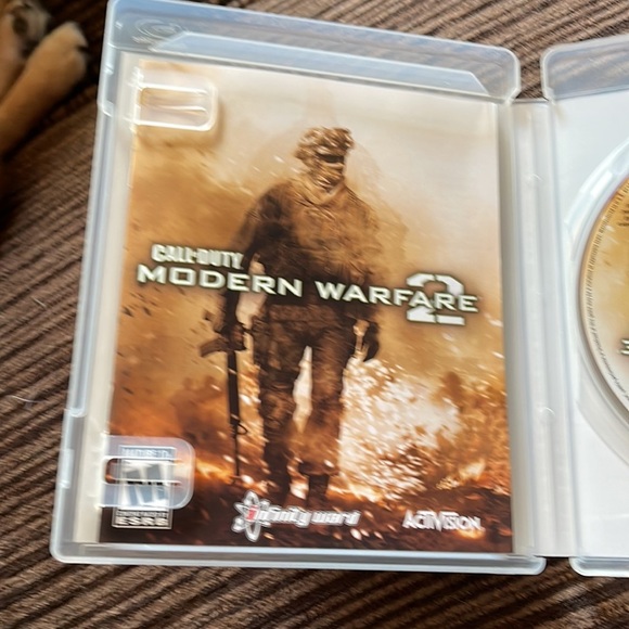 Activision play station 3 call of duty modern warfare 2 - Picture 3 of 6